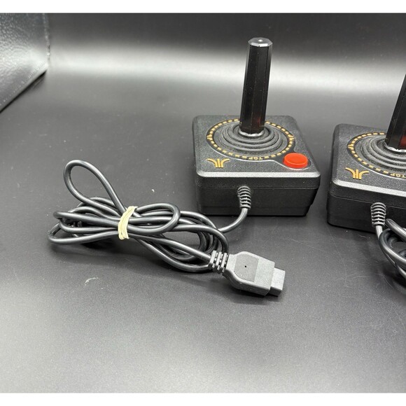 Atari Flashback 3 Console / With Controllers /Complete / Tested - Picture 9 of 13